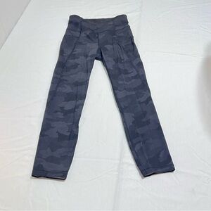 Lululemon Time To Sweat Crop 23” Size 4 Incognito Camo Multi Grey